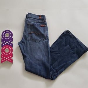 ⬇️7FAM medium wash flare jeans